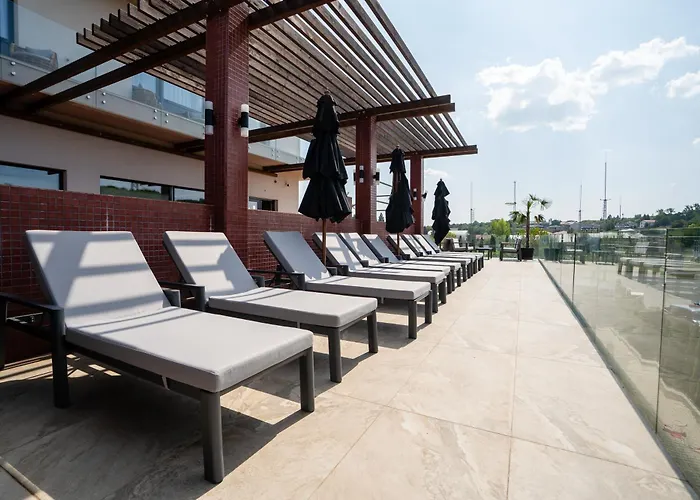 Отель Allure & 4*