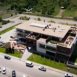 Hotel Allure &