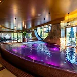 Allure & 4* Eger