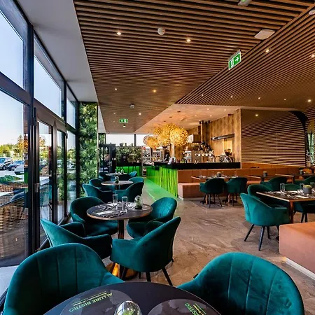 Allure Hotel & Spa エゲル