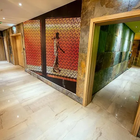 Otel Allure &