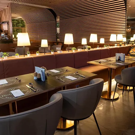 Allure & Hotel 4*